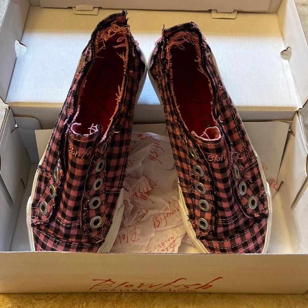 EUC Girls Blowfish Play pink Buffalo Check sz 2